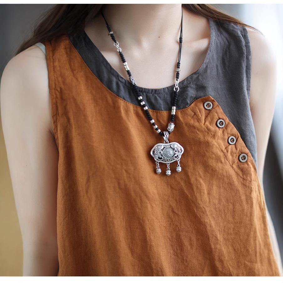 Women's Plus Size Casual Sleeveless Tank Top with Contrast Color Patchwork and Button Detail