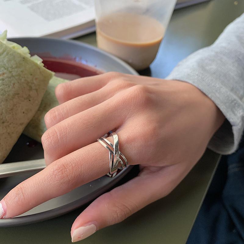 

925 Crafted Beautifully Silver Adjustable Cross Ring For Women With Modern Flair Vintage