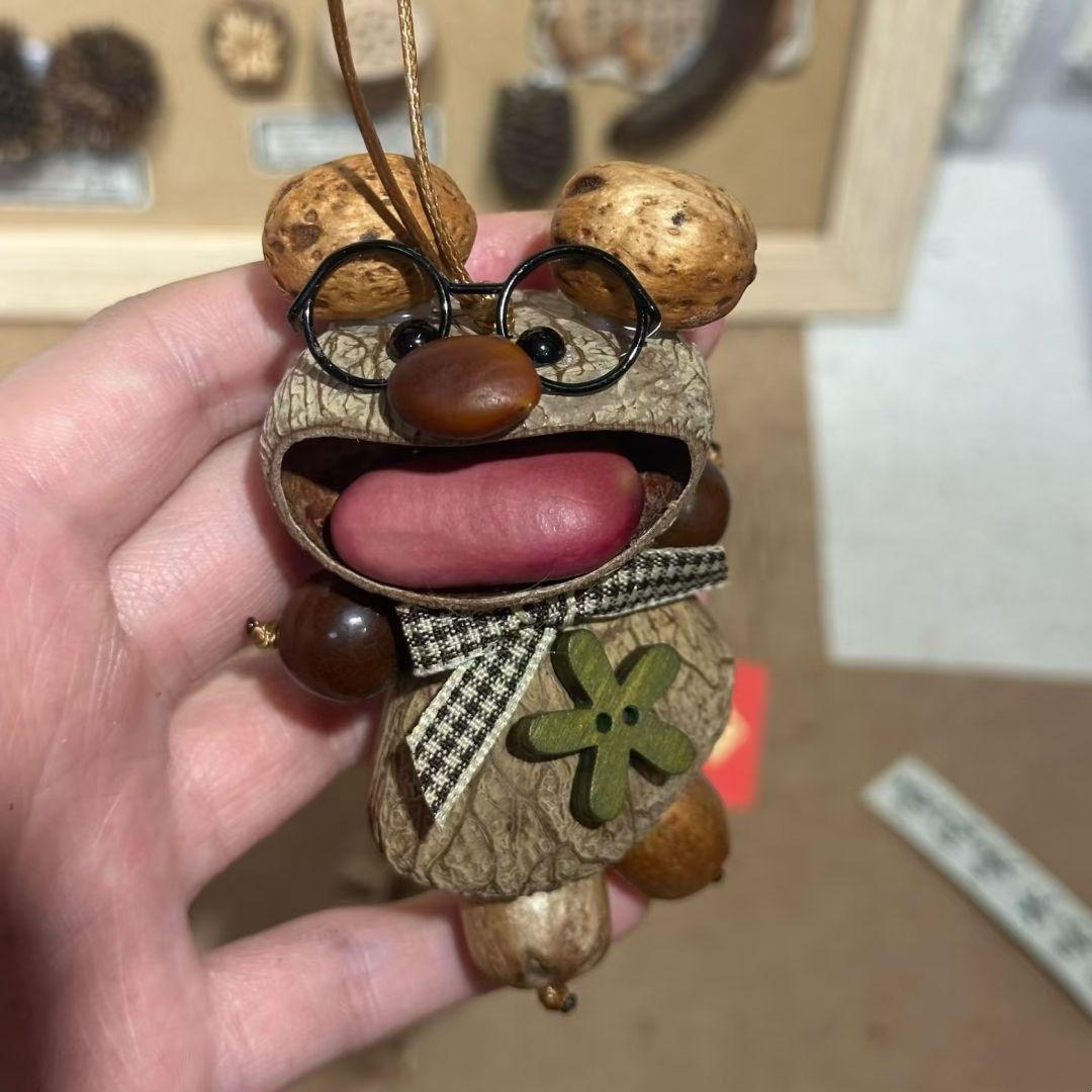 Handmade fruit shell glasses bear rattle fruit hanging bell, Bodhi seed string bag hanging ornament, sound therapy hand rattle gift