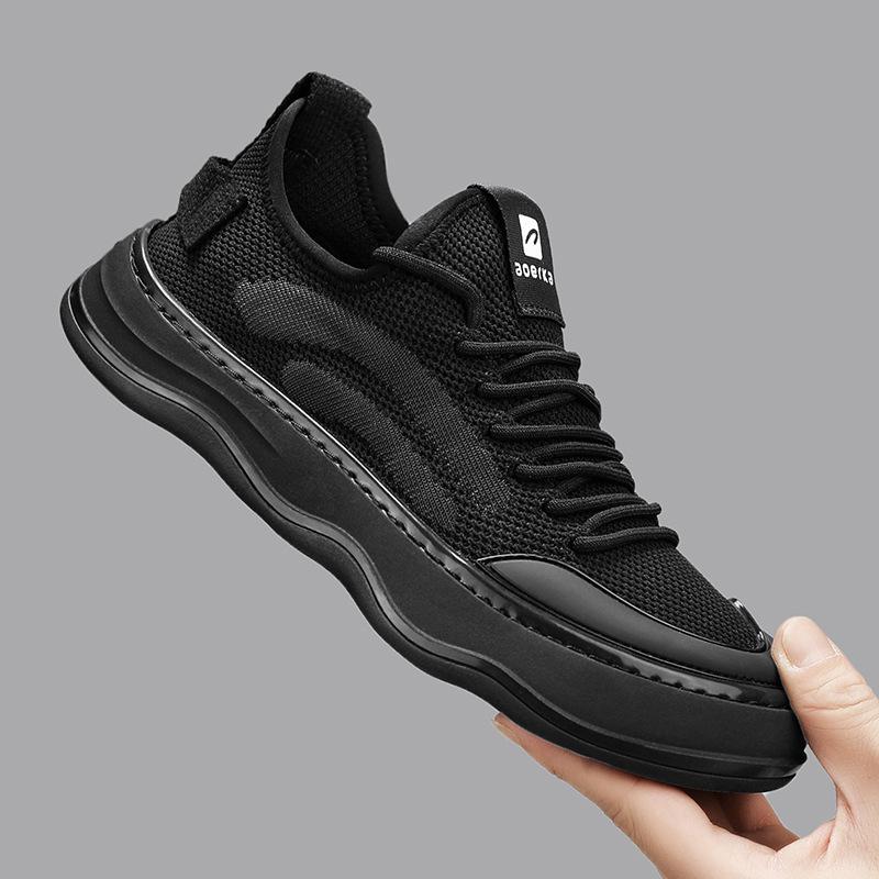 

Men s shoes 2025 summer new men s lightweight soft-soled non-slip mesh shoes breathable fly-woven mesh lace-up casual shoes 39