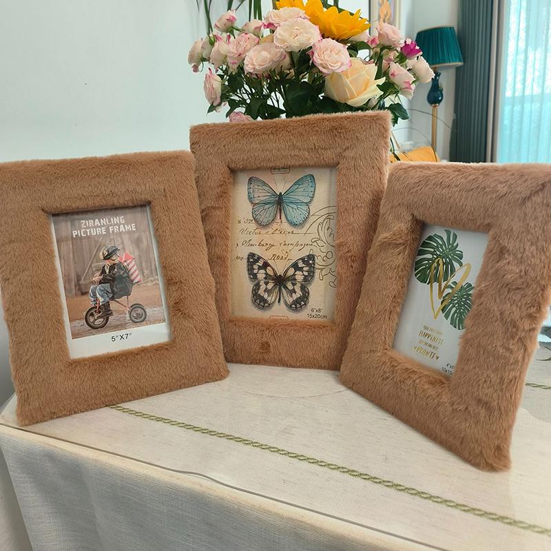 

1PC Elegant Display For Home Hotel Decor Office Plush Rabbit Fur Photo Frame 18.5*23.5cm