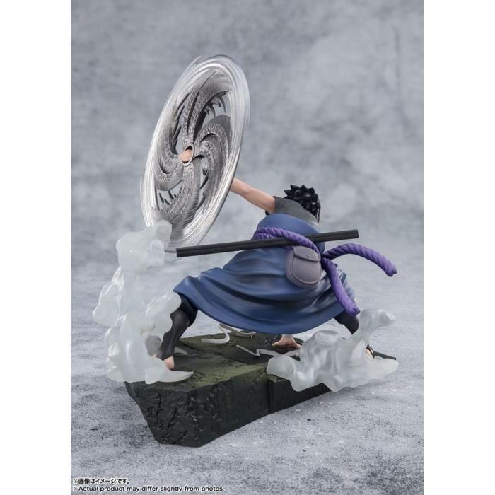 Statuette - BANDAI TAMASHII NATIONS - SASUKE UCHIHA - PVC - 20 Cm - Noir