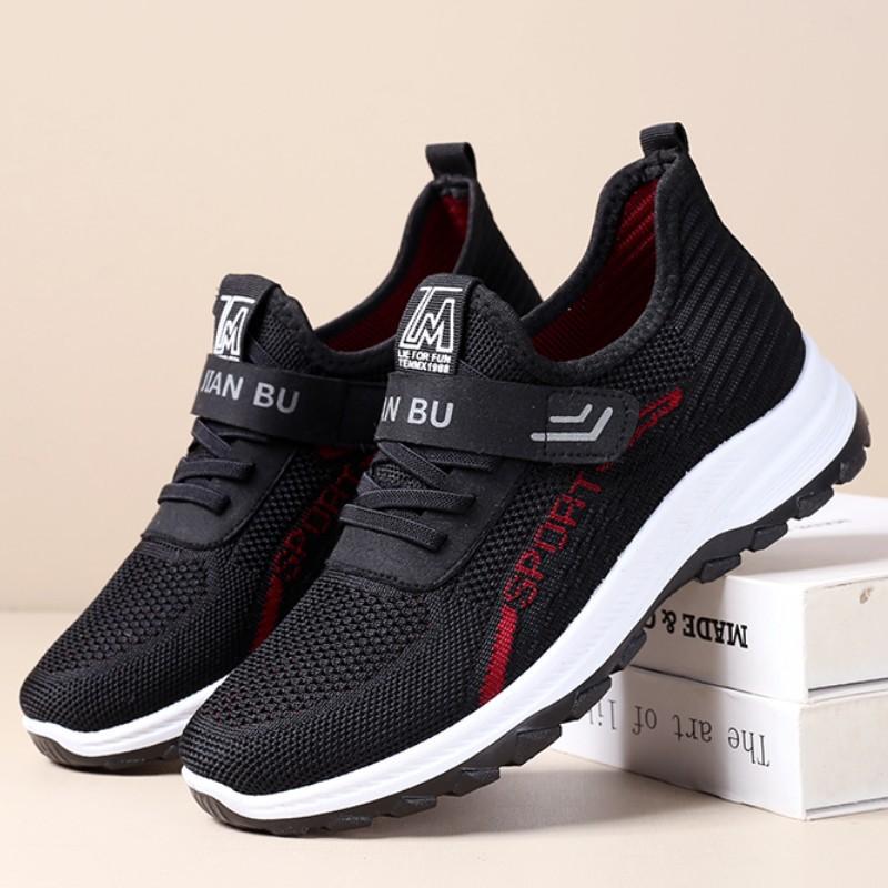 Cloth shoes women's autumn and winter Chinese walking shoes non-slip soft sole leisure sports leisure