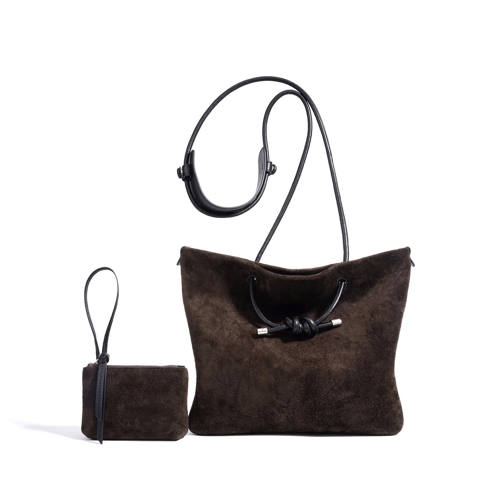 2026 Retro Tote Women s Bags, Pleated Drawstring Crossbody Single-shoulder Commuter Designer Luxury Bag 27X10X24cm