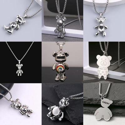 Collana con Ciondolo Orso Cartone Animato Mobile, Accessorio Gioiello in Lega di Zinco