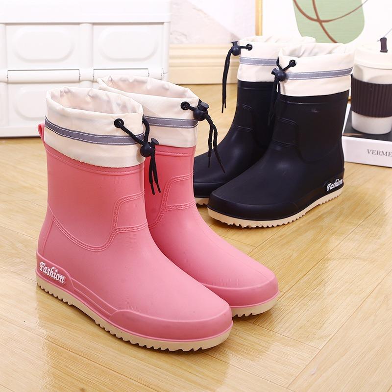 High-end Rain Shoes Women's Closed Fleece Waterproof Shoes Short Medium Tube Autumn and Winter Rain Boots Bundle Warm Rubber Shoes