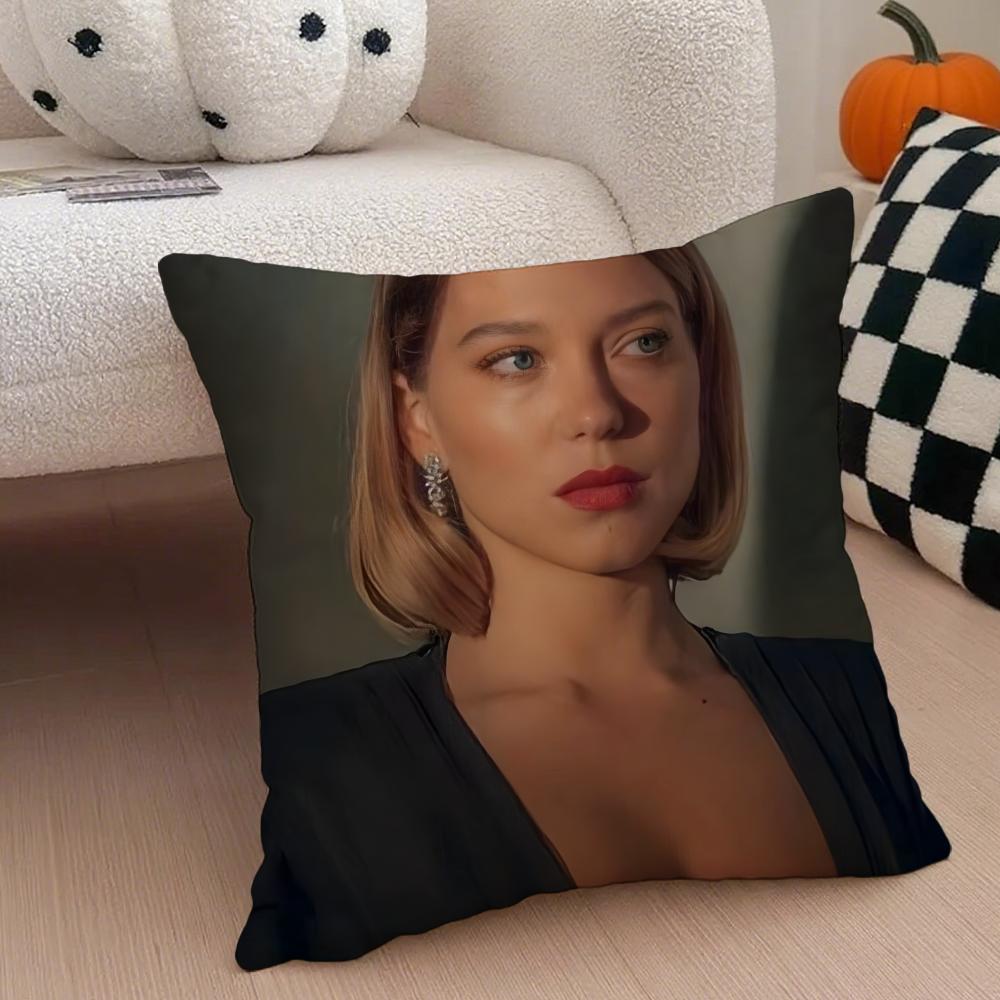 

LLea Seydoux Cushion Cover Throw Pillow Cover Hidden Button Durable Polyester Chair Cushion 30X30cm