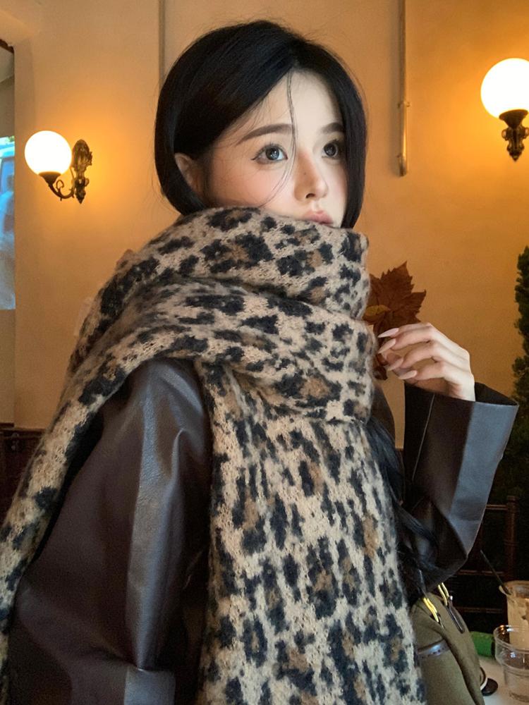 Women Winter Knitted Scarf Headscarf Ladies Men Casual Leopard Print Warm Scarve Mujer Male Foulard Wrap Shawl New Unisex Retro
