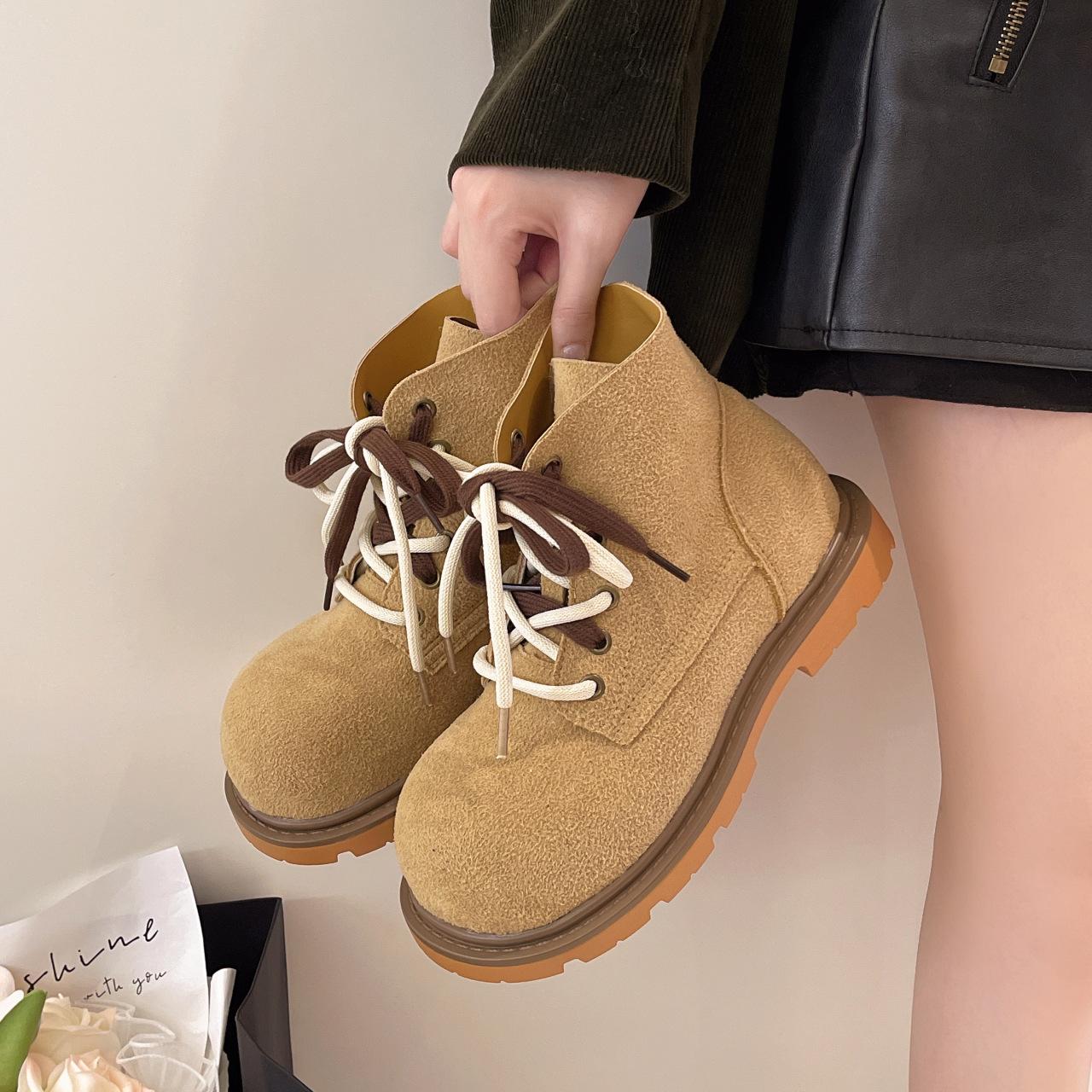 

Spot thick-soled kapibara martin boots women s 2025 autumn new British style retro casual short boots rhubarb boots 40 хаки