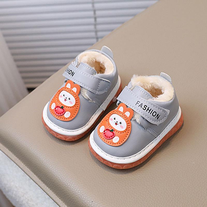 Infant Walking Shoes 0-1-2 Years Old, Boys and Girls Winter Squeaky Shoes, Fleece-Lined Thickened.