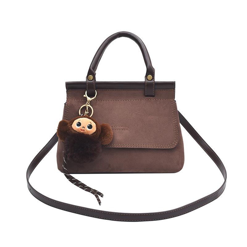 Autumn and winter explosion French retro high-end suede handbag niche commuter fashion messenger women's bag