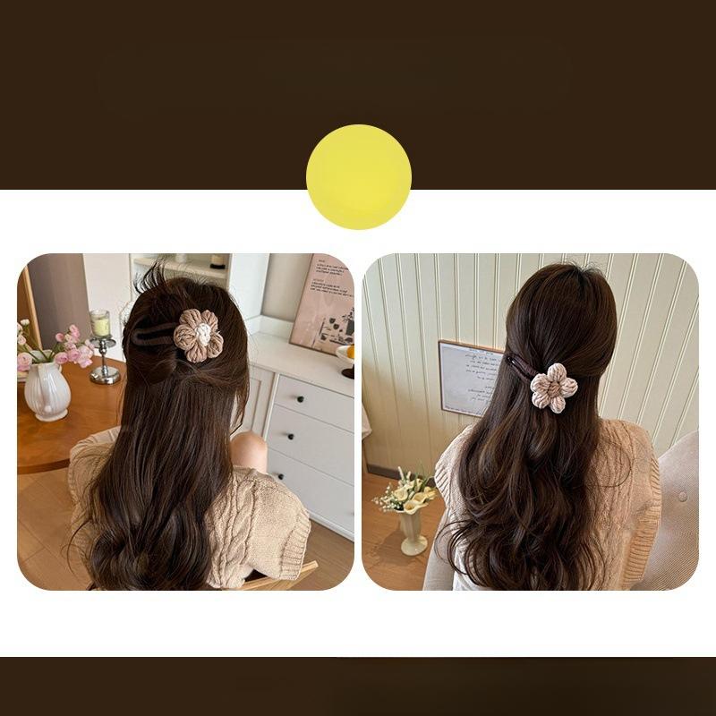 Autumn and Winter Milk Coffee Color Wool Flower Duck Beak Clip Hairpin Half Hair Women Fashion Clip