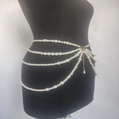 Accessoires – Gürtel & Taillenketten für Damen