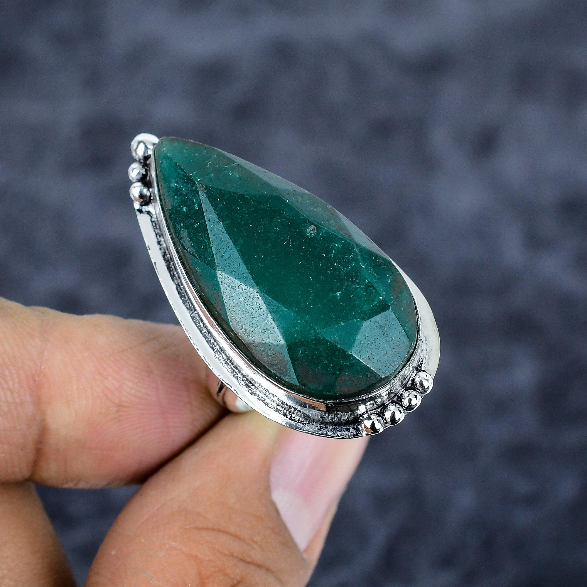 

Green Jade Gemstone Handmade 925 Sterling Silver Jewelry Ring Size 7 M-2823