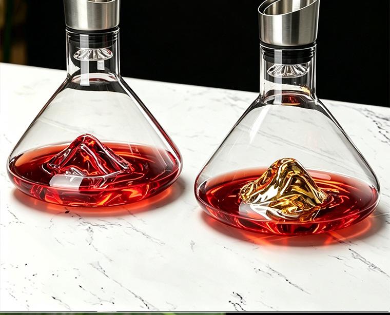 Waterfall Quick Red Wine Decanter - European Glass Wine Pot with Creative Mountain Design & Filter