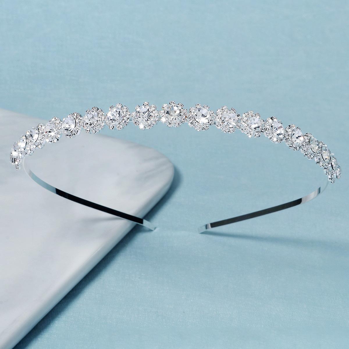 Vintage Forest Green Crystal Rhinestone Flower Headband Simple Elegant Daily Hair Accessory For Women Outdoor Wear