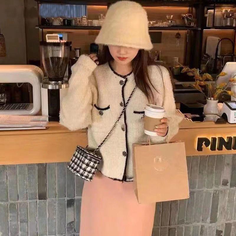 Ležérní Cardigan Krátký kabát Ženy High-end Celebrity Temperament Jaro a podzim 2023 Svetr S dlouhým rukávem Dámské topy