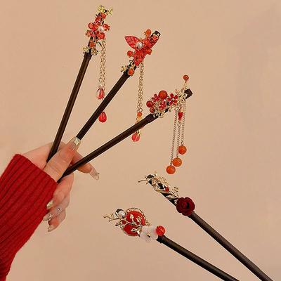 Vlasový styling – Ozdoby do vlasů