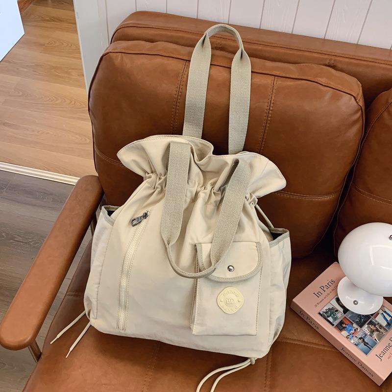 Lightweight Backpack Women's New Large-capacity Casual Versatile Shoulder Bag Fashion Bundle Travel Backpack