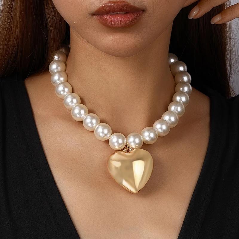 Exaggerated Imitation Pearl Beads Necklace for Women CCB Big Heart Pendant Choker Necklace Jewelry Gift