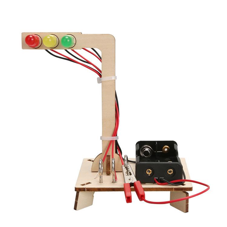 Traffic Light Technology Small Making Wooden DIY Kindergarten Student Handmade Toys Material Science Experimental Toys