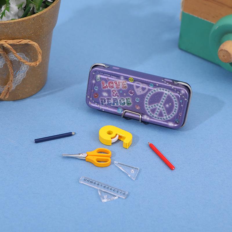 

1 Набір Ляльковий будиночок Симуляція Міні Пенал Канцелярське приладдя Лінійка Модель Іграшка Навчання Декорація Ляльковий будиночок Шкільне канцелярське приладдя Аксесуари