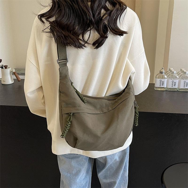 Large Capacity Messenger Bag Solid Color Female Shoulder Bag Student Dumpling Bag