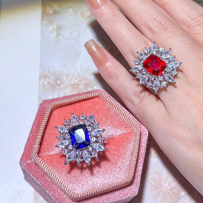 Neuer Stil Neues High-End-Luxusdesign S925 Sterlingsilber Smaragd Damenring Smaragd-Einlegearbeiten