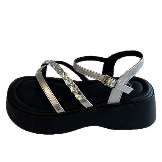 Fairy style fashion open-toed silver sandals female 2025 summer new muffin platform French with skirt beach shoes