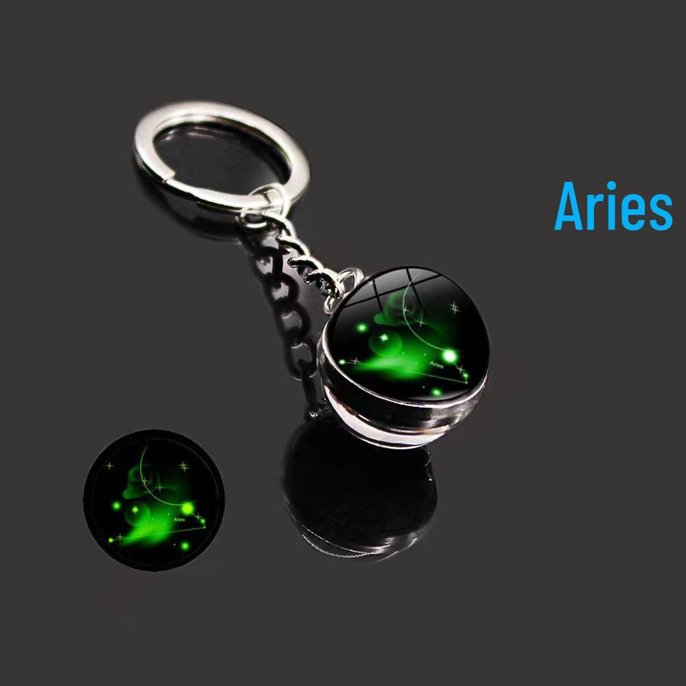 Luminous Zodiac Keychain: Dvanáct souhvězdí s přívěsky ve znamení Býka a Vodnáře