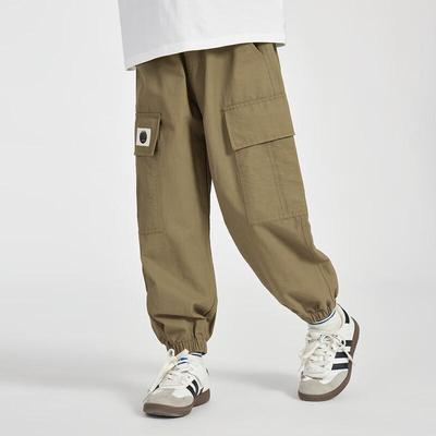 Unterteile – Hosen & Kniehosen