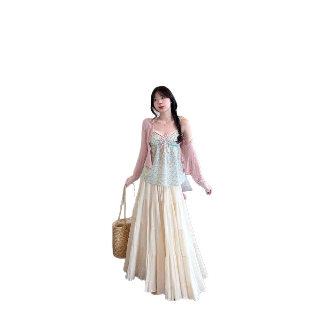 Fresh and Sweet Style, Color-block Fake Two-piece Floral Camisole Camisole for Summer, Korean Petite Versatile Top for Instagram