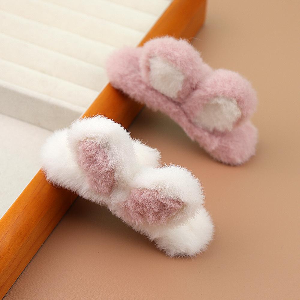Super Cute Soft Plush Hair Clip Pink White Furry Plush Rabbit Ears Edge Bangs Clip BB Clip Barrette for Girls Hair Styling Tools