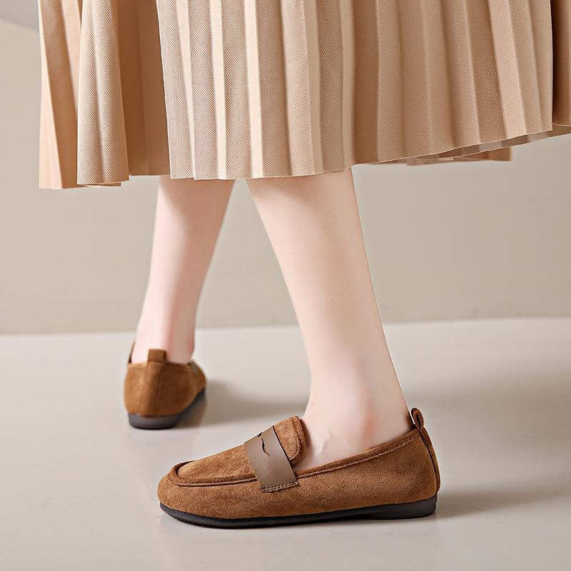 Large size 2025 spring new soft sole soft surface matte fashion beanie shoes one pedal flat sole single shoes mother shoes