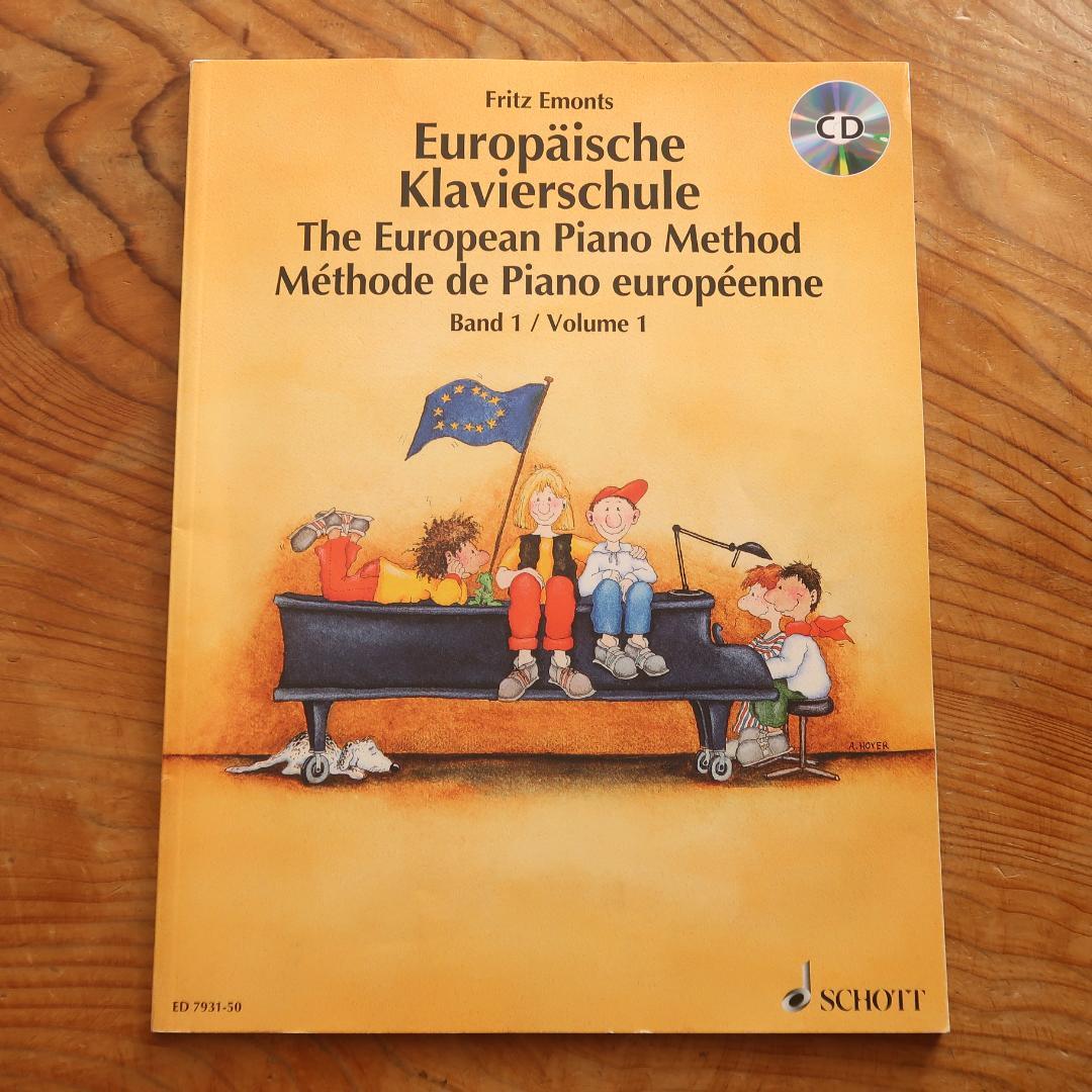 

[Б/У] Распродажа! Иностранные книги - Детский учебник игры на фортепиано с CD - Scott Publishing