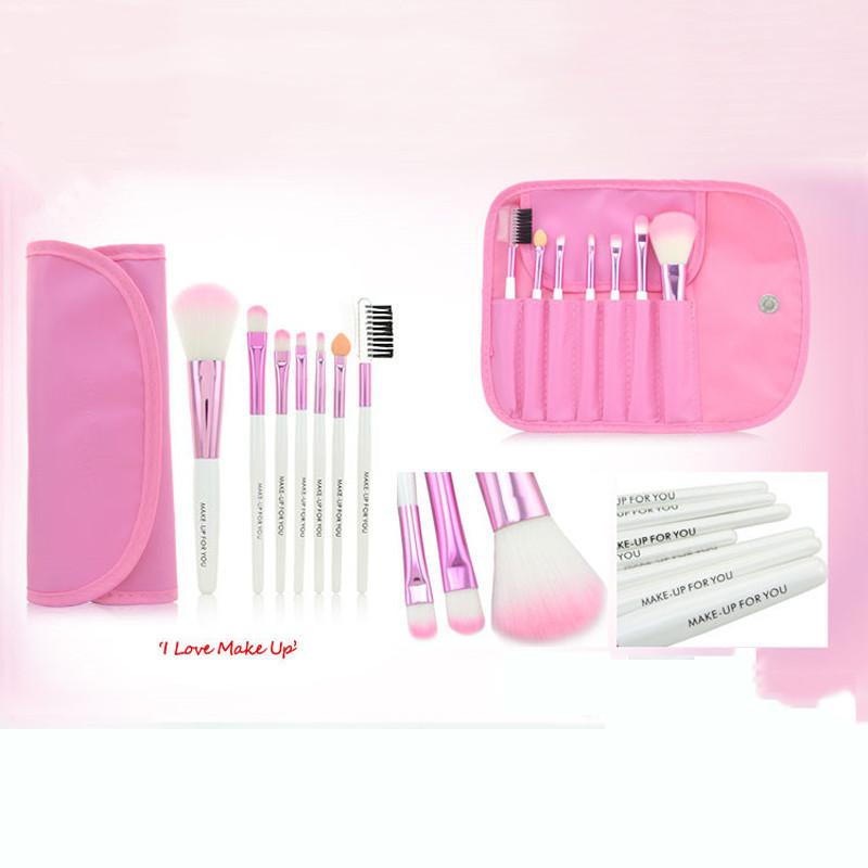 Luxurious 7pcs Makeup Brushes Set With Soft Artificial Fibers And Wooden Handles