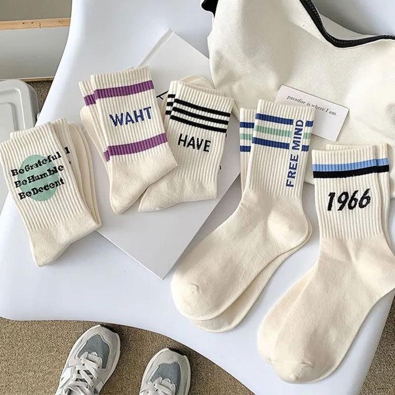 Korean Style Bowknot Ladies Mid-Calf Piled Socks for Autumn and Winter