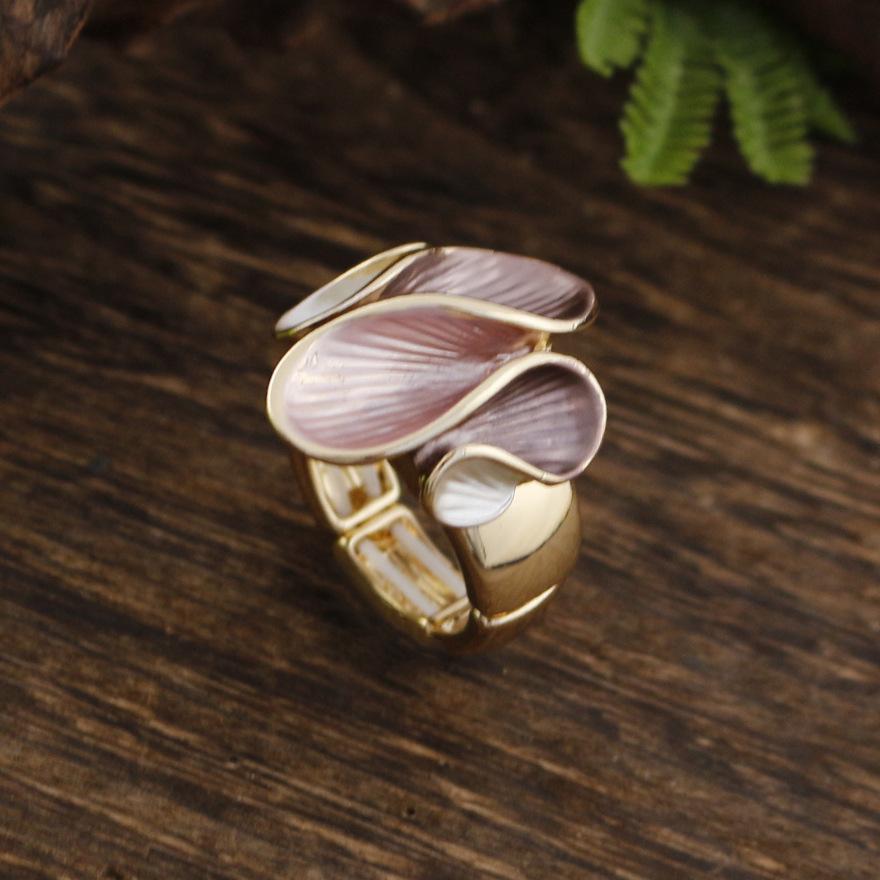 Nouvelle bague élastique pétale géométrique en émail, bague fleur simple et irrégulière pour femme