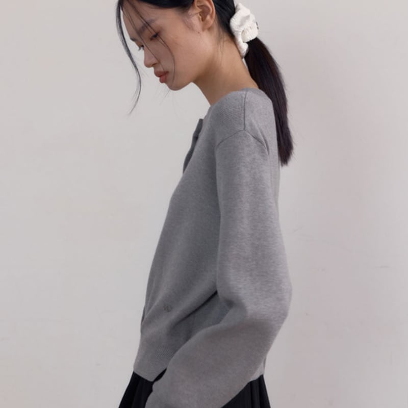 38comeoncommon Wrinkle Velvet Scrunchie (White)