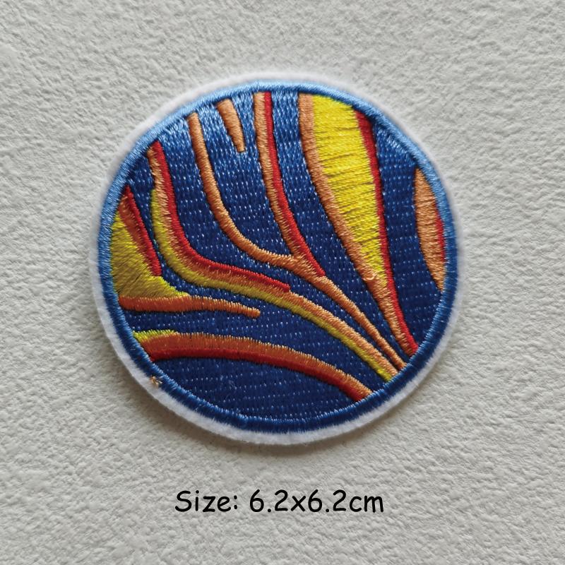 Alien Planet Rocket Patch Iron On Embroidered Sew On Sun Astronaut Jet Aircraft Meteorite Patch Fabric New Heat Transfer Garment Accessory DIY