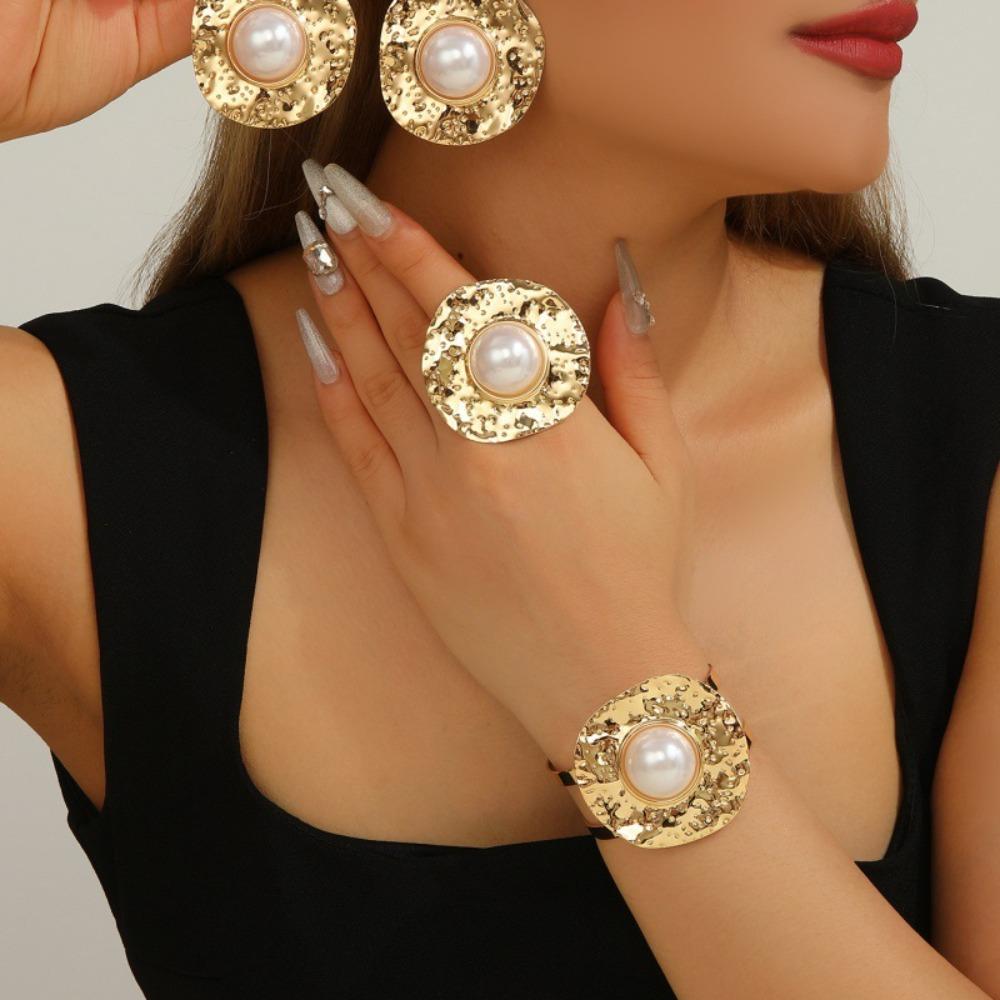 4Pcs Zinc Zinc Alloy Ring Earrings Bracelet Exaggerate Women Jewelry Suit Fashion Flower Jewelry Set Party