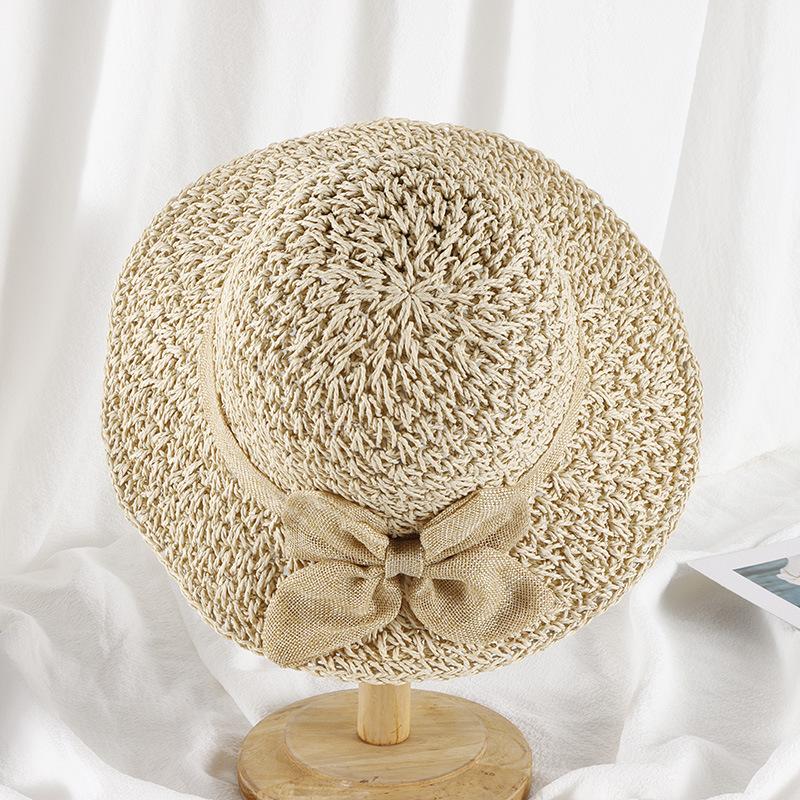 

Handmade Women s Straw Panama Hat with Bowknot Detail - Foldable Wide Brim UV-Protected Sun Cap for Summer Beach бежевий