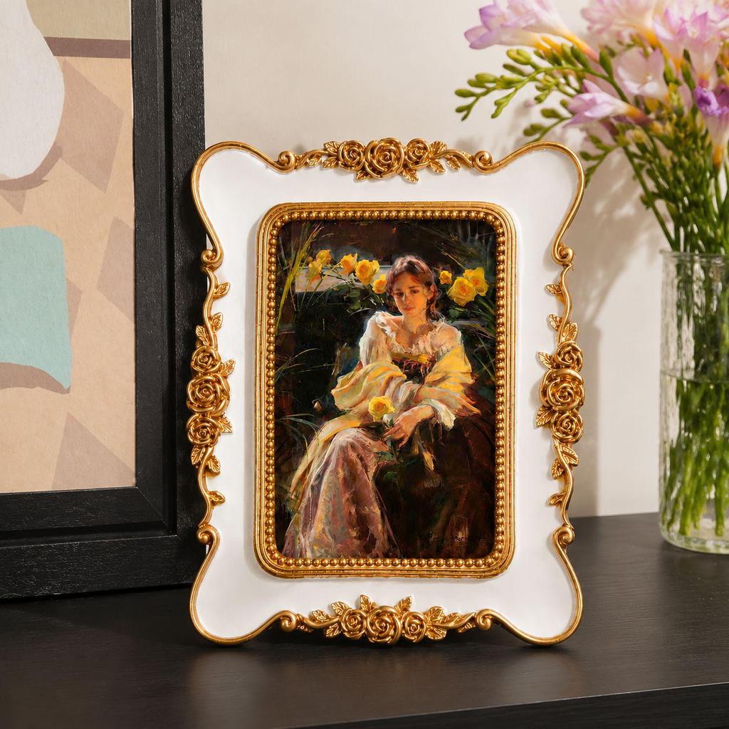 Handmade European-Style Gold Resin Photo Frame - Modern Minimalist Decorative Tabletop Frame