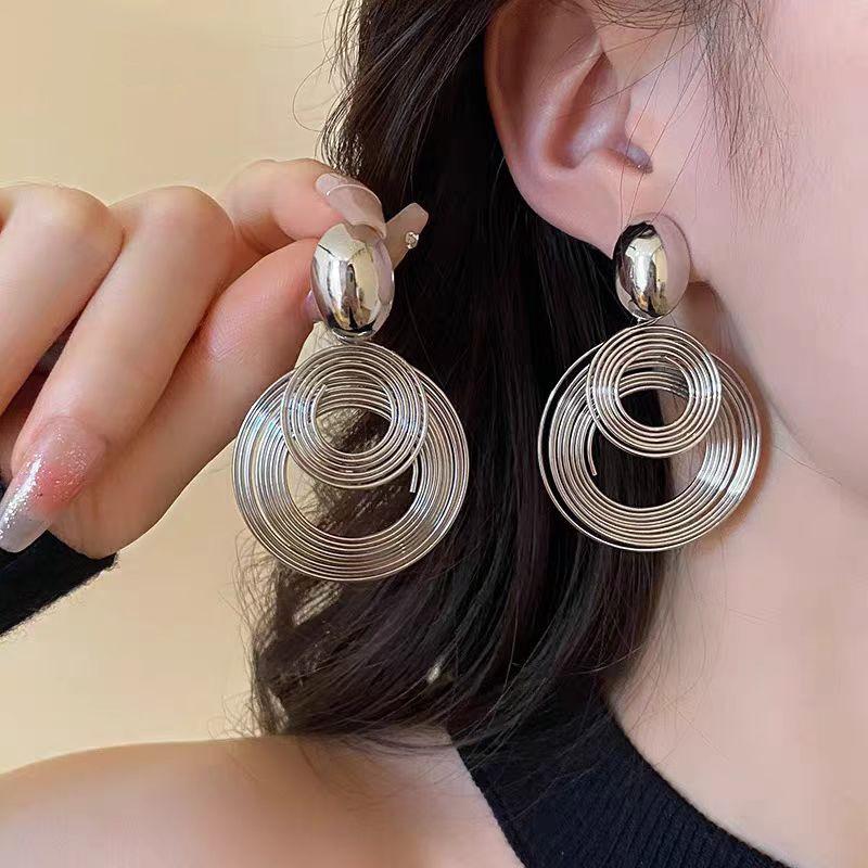 Trendy European-American Tassel Circle Earrings: High-End, Versatile Women s Jewelry