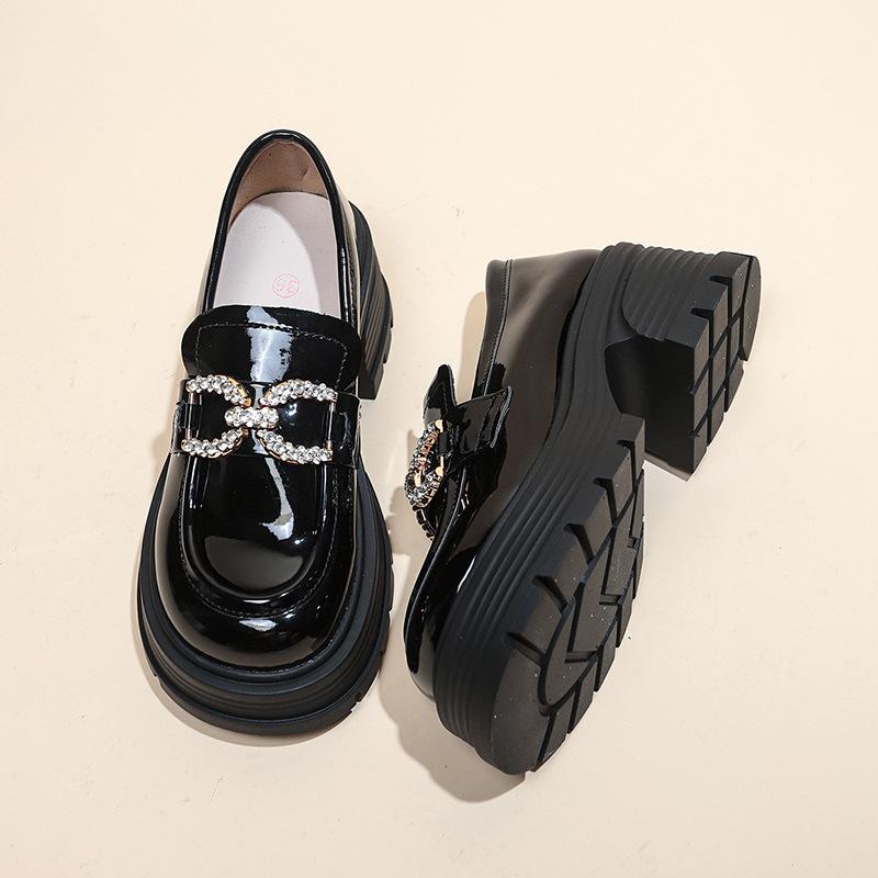 

Leather one-pedal college loafers women s 2025 spring and autumn new round head British style thick sole heightening small leather shoes women 40