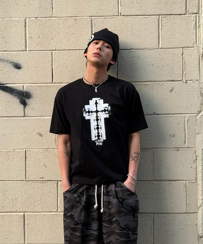 AMOU Razor Cross Half T-Shirts Black
