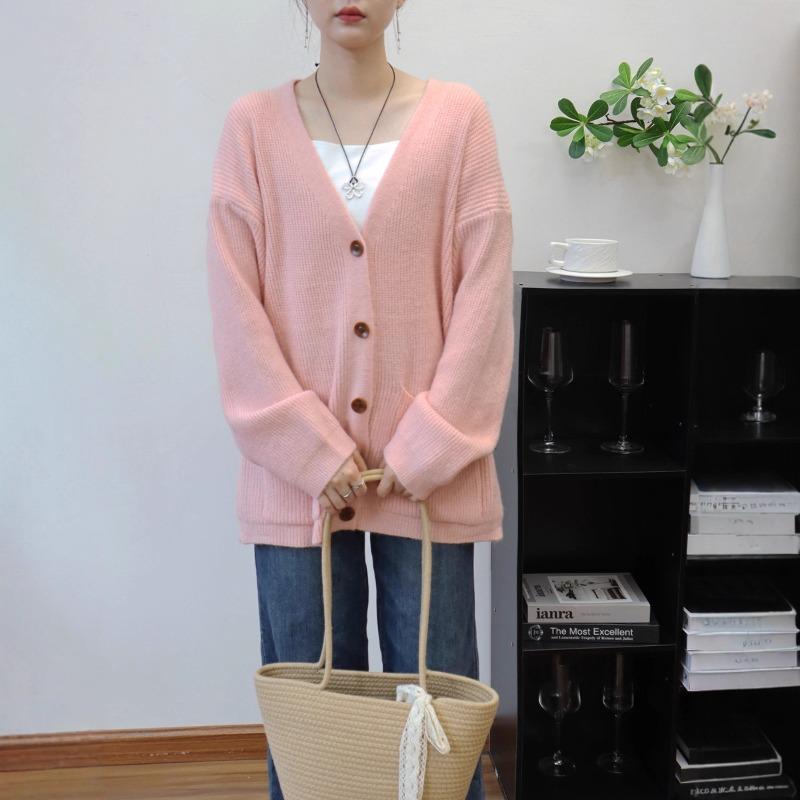 Autumn and winter new retro loose lazy wind knitted cardigan V-neck high-end sweater jacket women