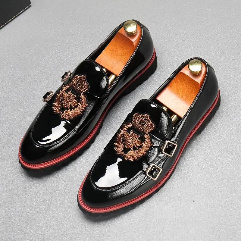 Stylish Man Shoes Leather Casual Business Fashion Embroidery Loafers Men British Style Monk Mens Slip-on Outdoor Shoe