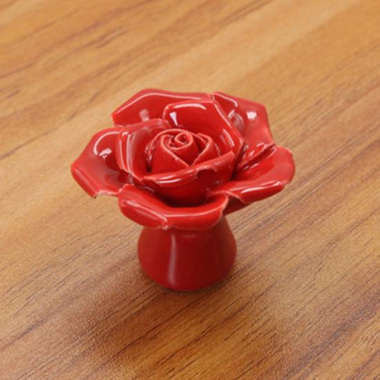 Ceramiczne klamki do drzwi z kwiatem róży Szuflada ciągnie klamki do drzwi szafek ze śrubą