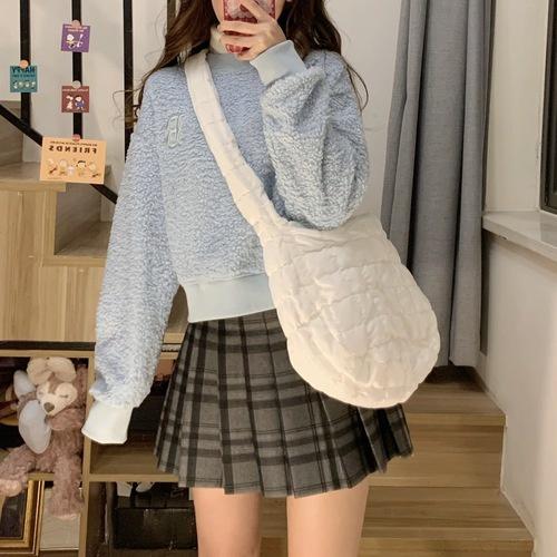 IELGY cloud pleated big bag woman leisure personality lightweight large capacity dumpling Bag Messenger Bag commuting